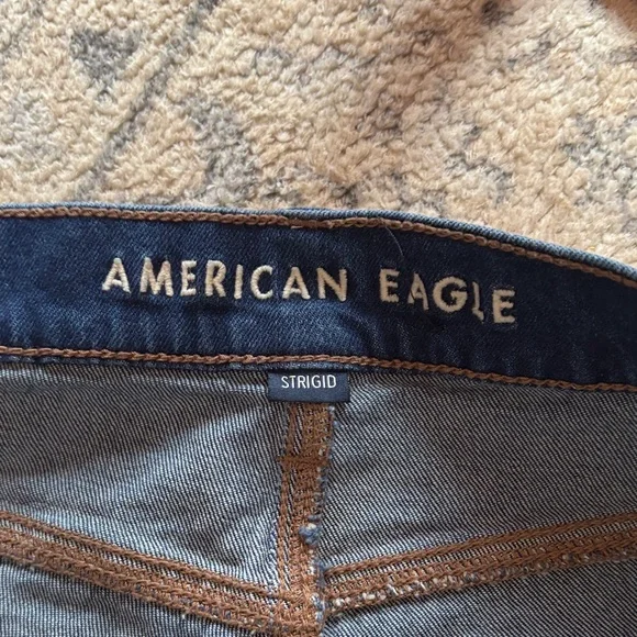 American Eagle Dream Drape Strigid barrel jeans - Picture 3 of 10